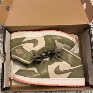 Nike Air Force 1’s